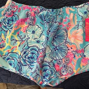 Never work Lilly shorts